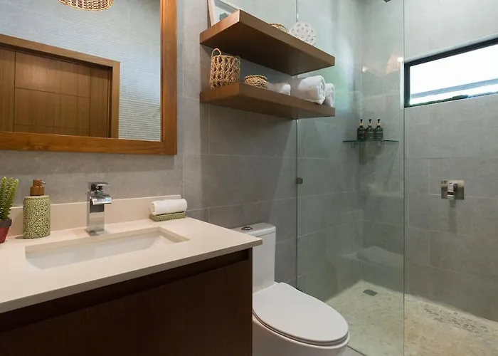 Luxury 3br Gated - Private Pool In *