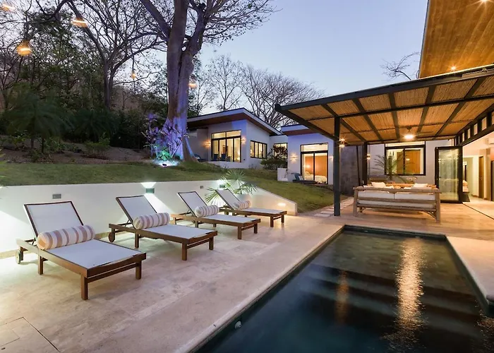 Luxury 3br Gated - Private Pool In *
