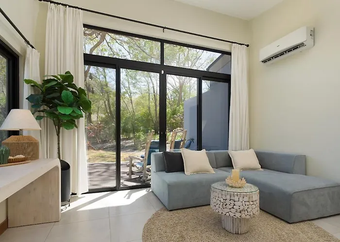 Villa Luxury 3br Gated - Private Pool In *
